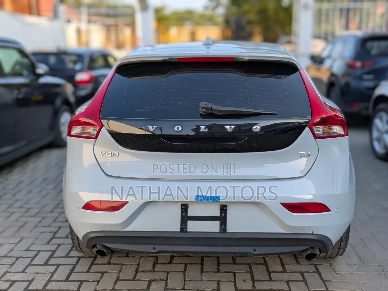 Volvo V40 2016