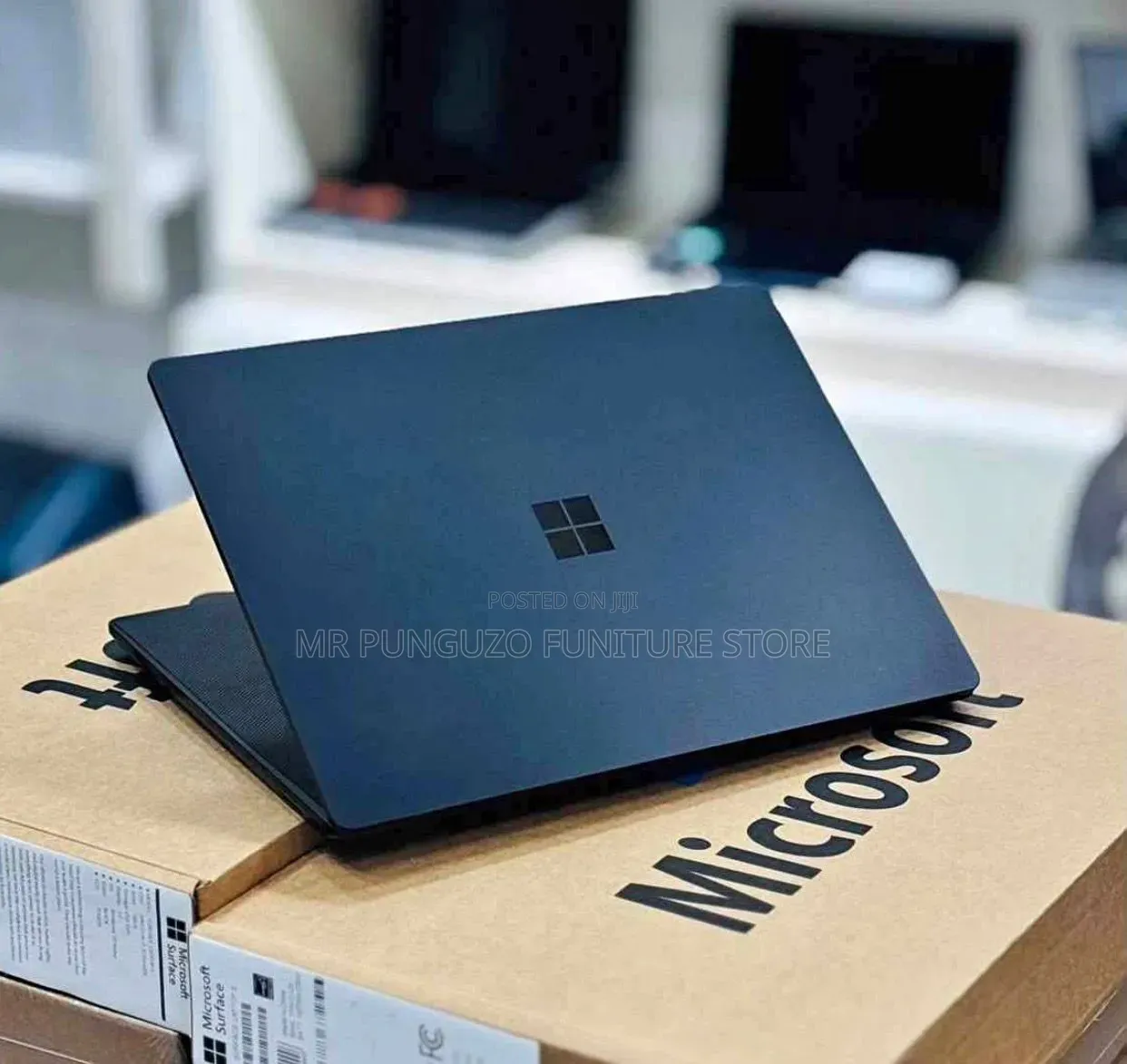 New Laptop Microsoft Surface 16GB Intel Core i5 SSD 256GB