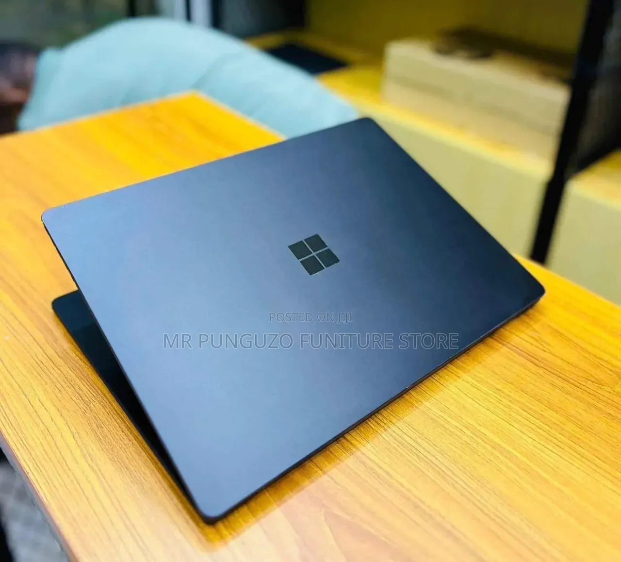 New Laptop Microsoft Surface 16GB Intel Core i5 SSD 256GB