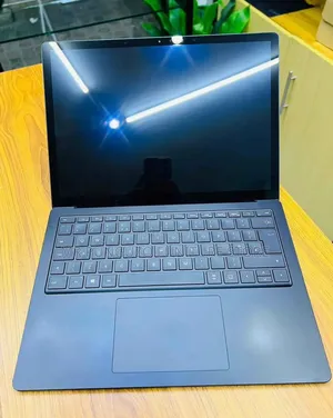New Laptop Microsoft Surface 16GB Intel Core i5 SSD 256GB