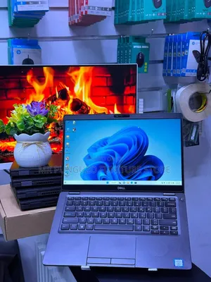 New Laptop Dell Latitude 5300 8GB Intel Core i5 SSD 256GB