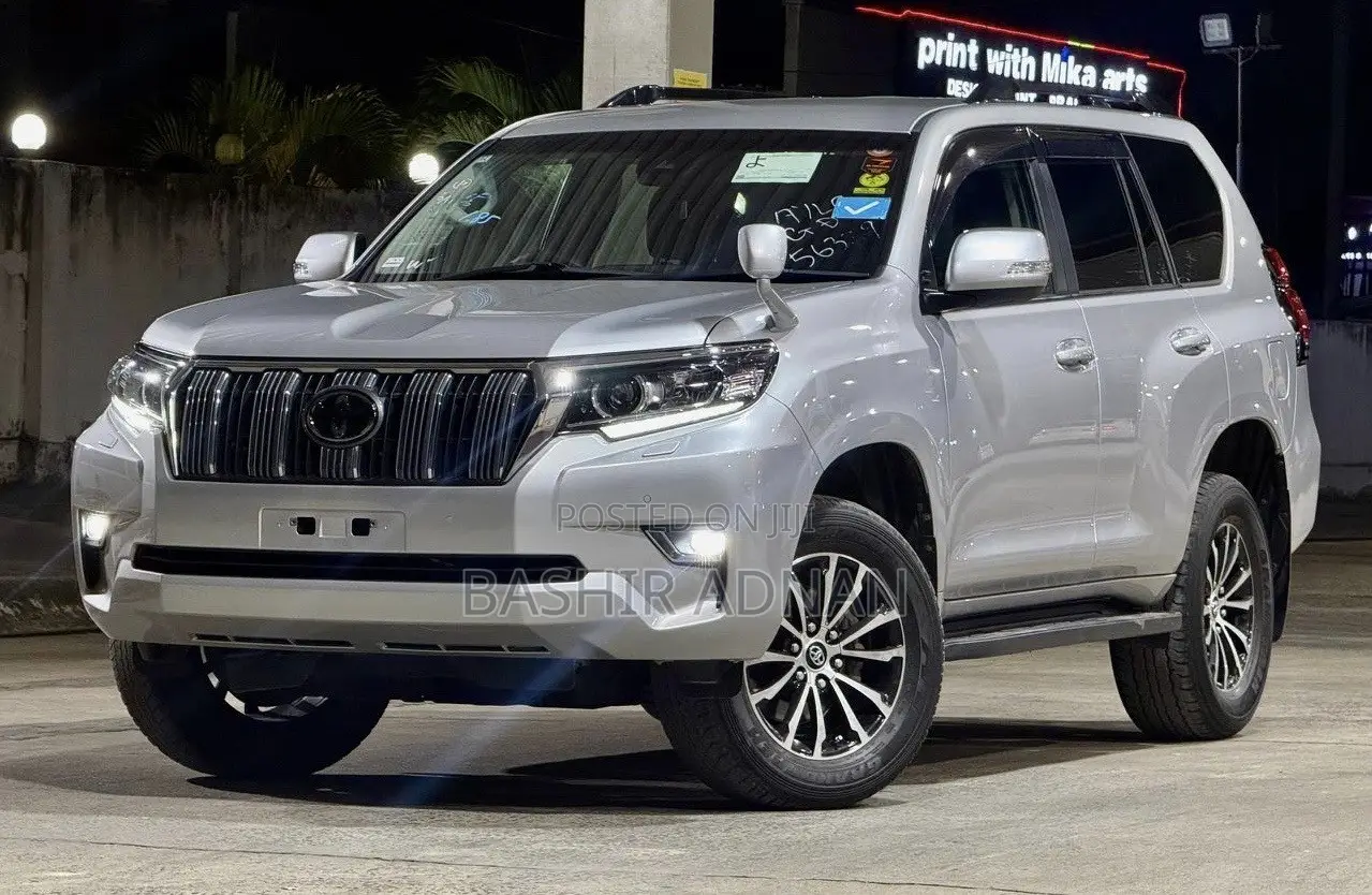 Toyota Land Cruiser Prado 2.8 2020 Silver