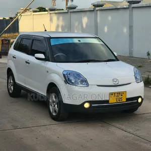Mazda Verisa 2007 White