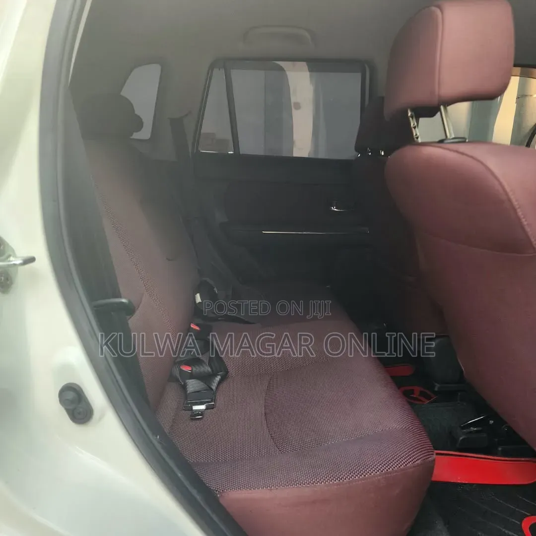 Mazda Verisa 2007 White