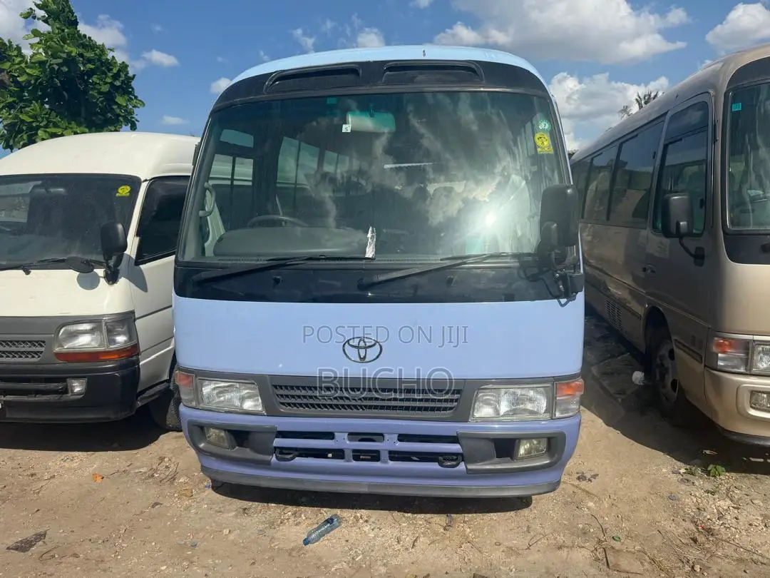 Toyota Coaster 2004 Blue