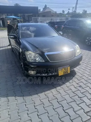 Toyota Crown 2004 Black