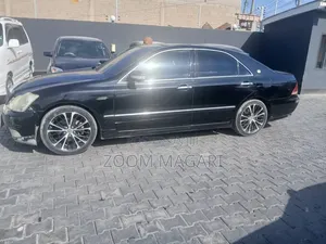Toyota Crown 2004 Black