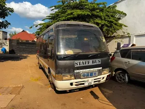 Toyota Coaster 2002