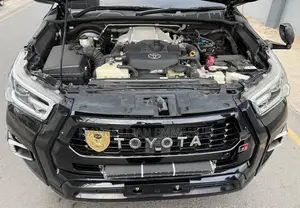Toyota Hilux 2022 Black