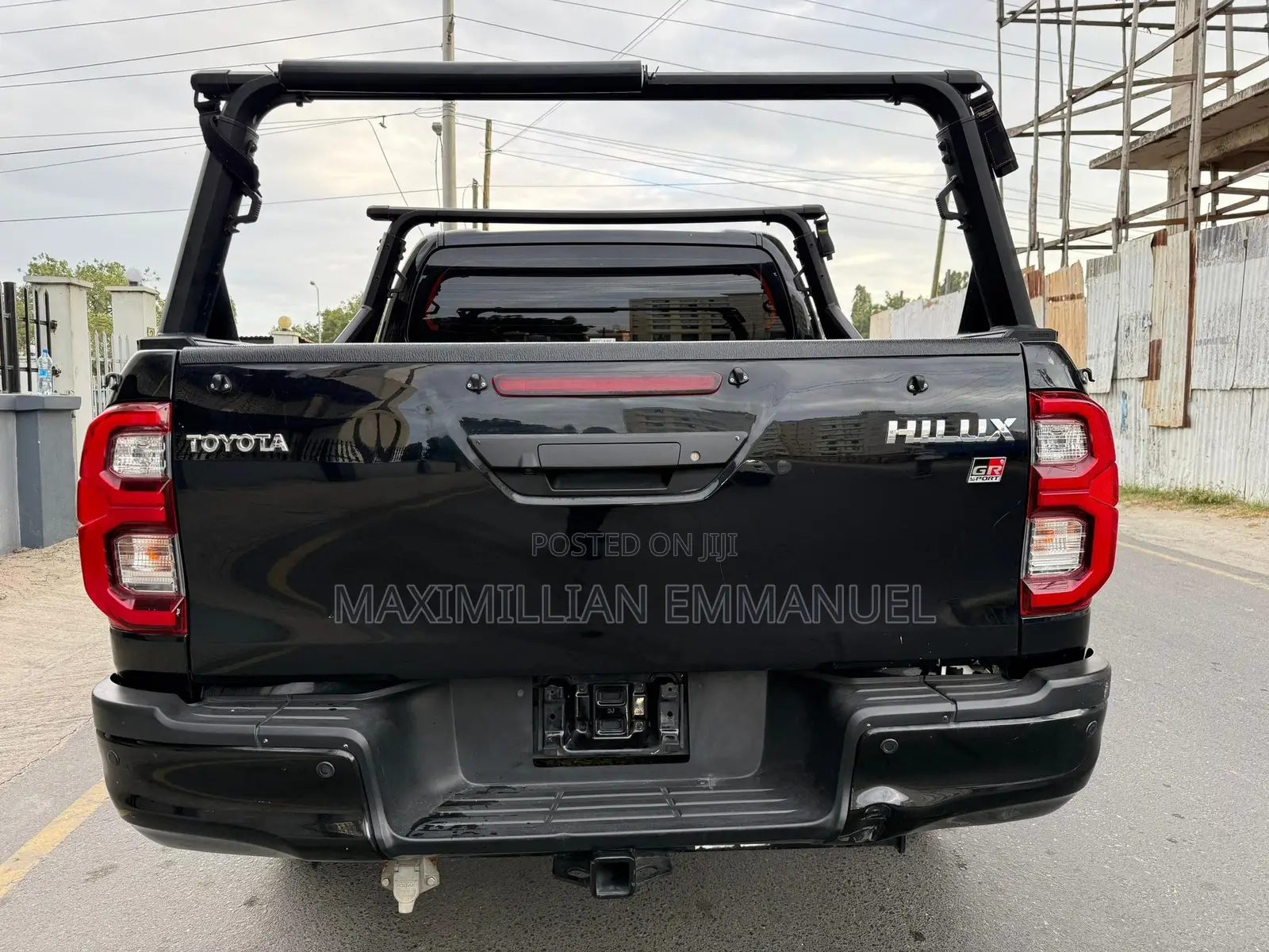 Toyota Hilux 2022 Black