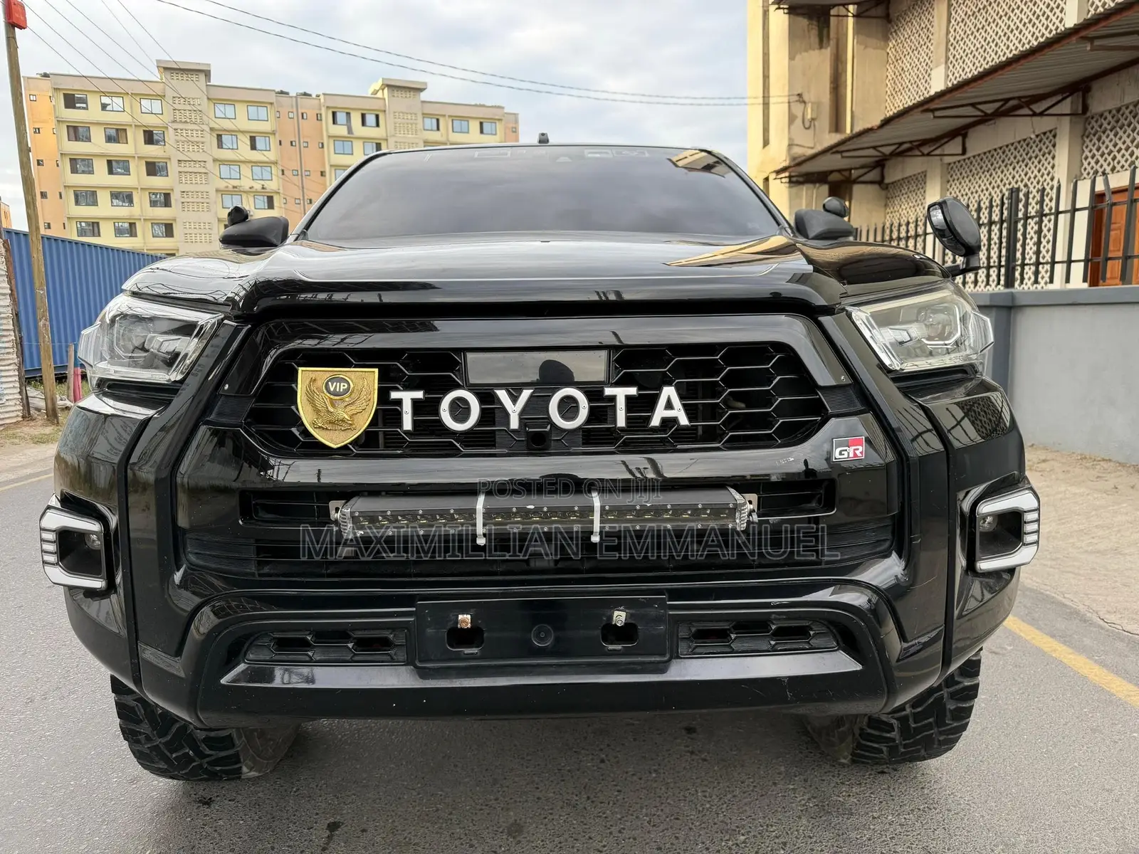 Toyota Hilux 2022 Black