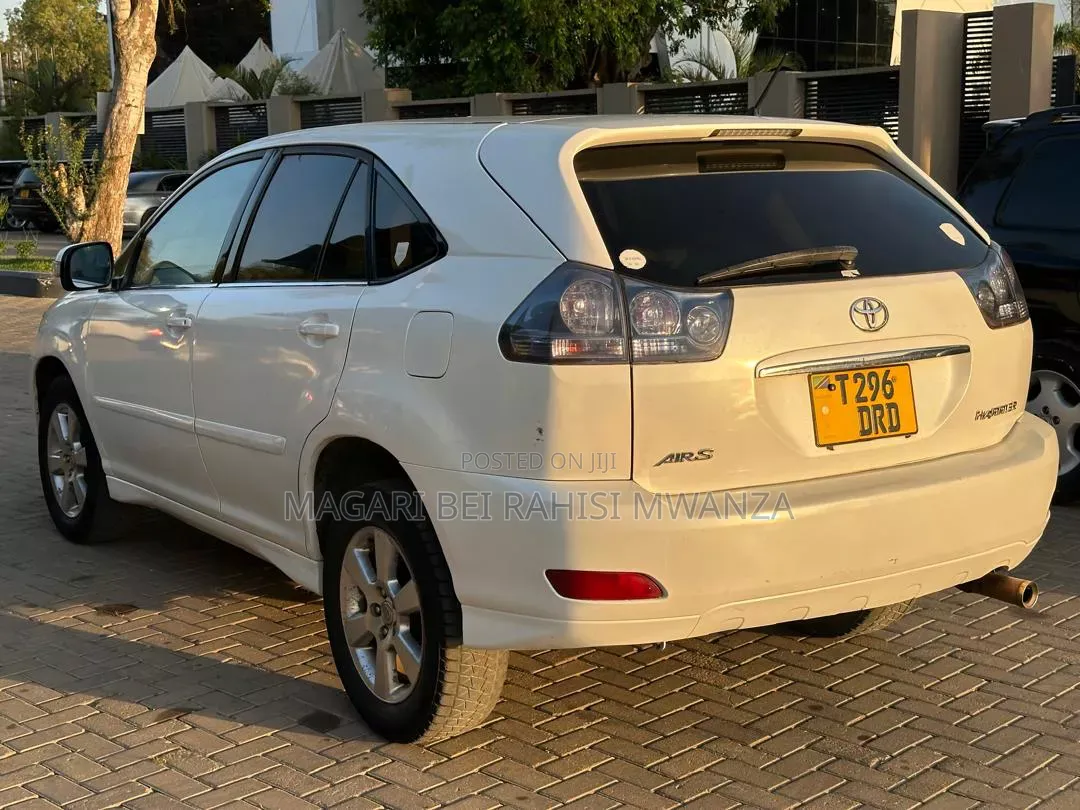 Toyota Harrier 2008 White