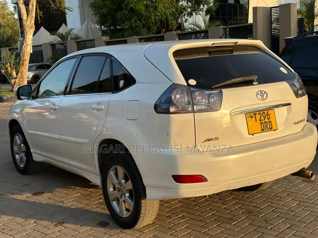 Toyota Harrier 2008 White