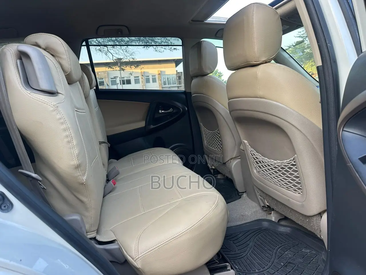 Toyota Vanguard 2009 White