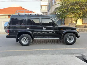 Toyota Land Cruiser Prado 1994 Black