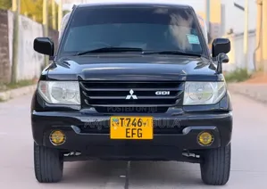 Mitsubishi Pajero 2001 Black