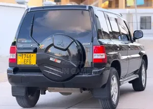 Mitsubishi Pajero 2001 Black