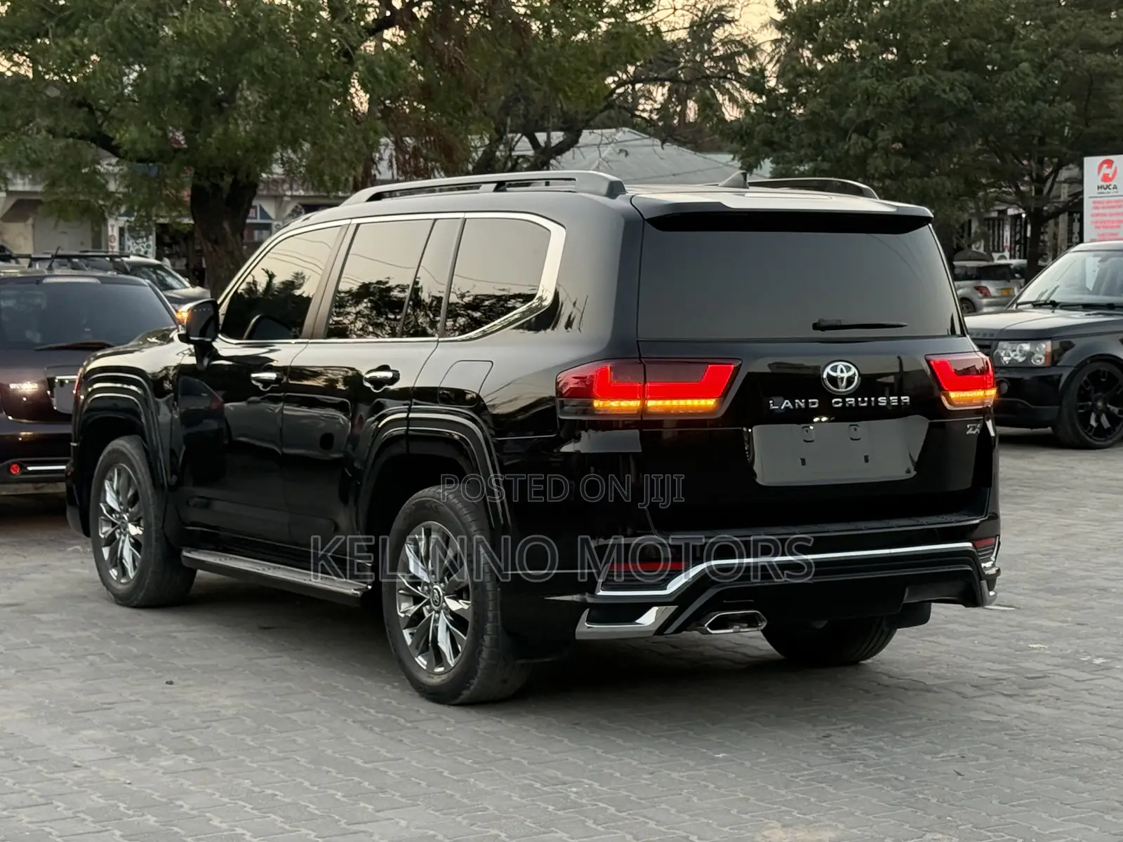 Toyota Land Cruiser 2023 Black