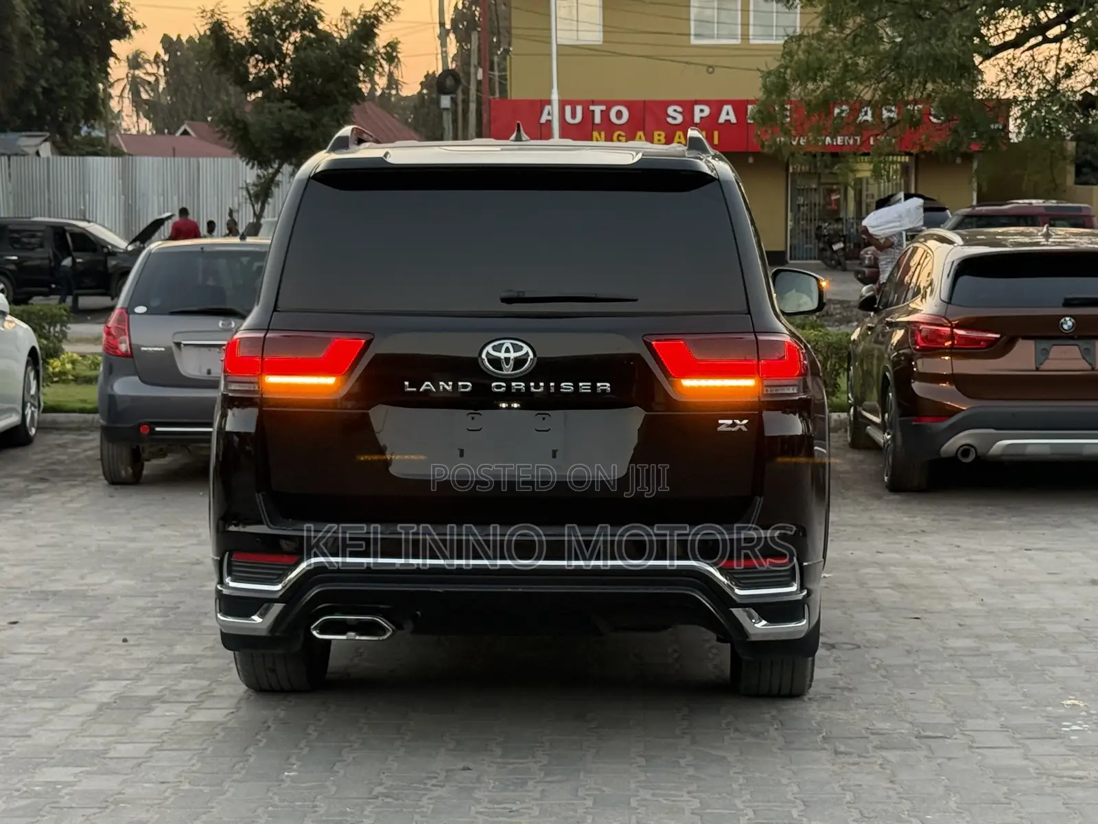 Toyota Land Cruiser 2023 Black