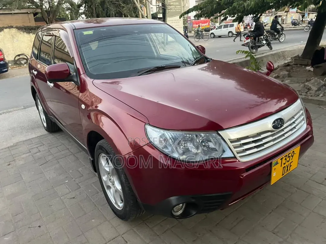 Subaru Forester 2011 Maroon