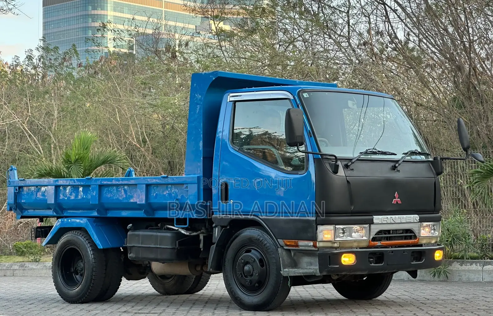 Mitsubishi Canter Tipper 2.5 Tonnes Unregistered(chasis) Mpya.