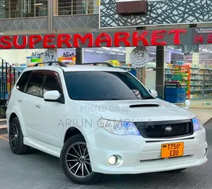 Subaru Forester 2010 White
