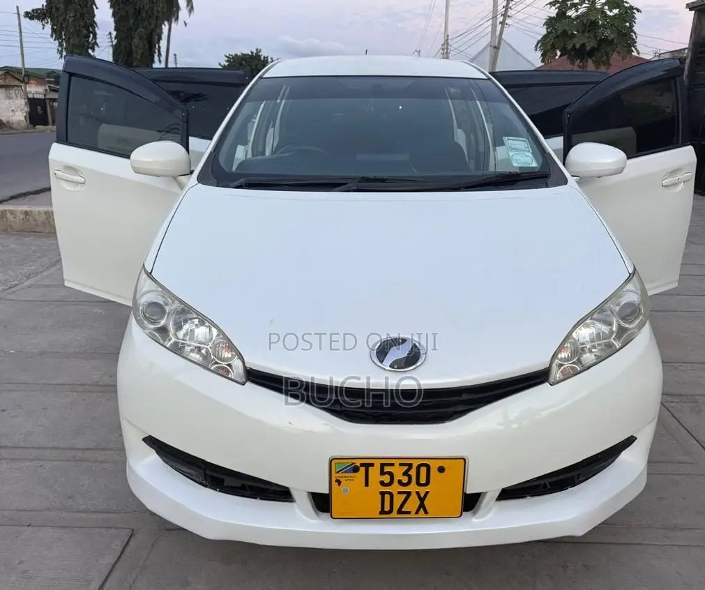 Toyota Wish 2011 White