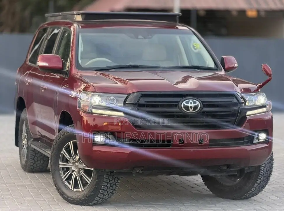 Toyota Land Cruiser 2017 Maroon