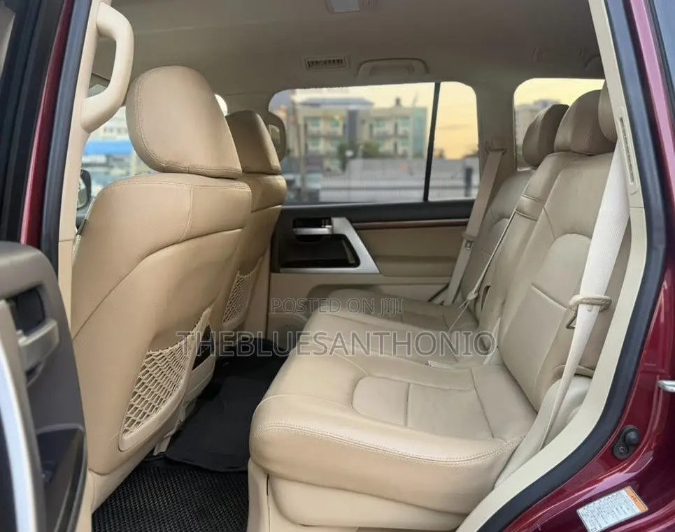 Toyota Land Cruiser 2017 Maroon