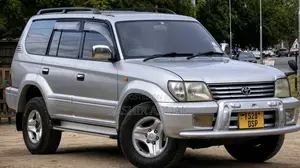 Toyota Land Cruiser Prado 2.7 16V 5dr 2000 Silver