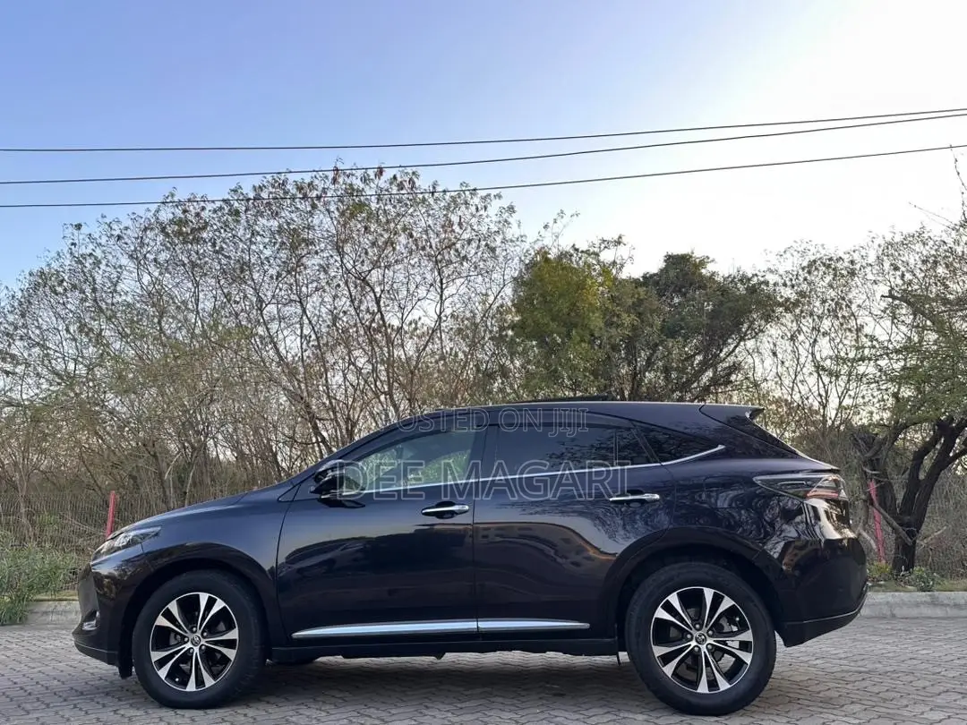 Toyota Harrier 2016 Black
