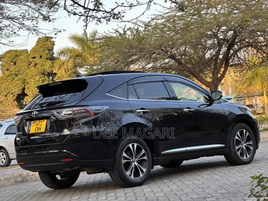Toyota Harrier 2016 Black