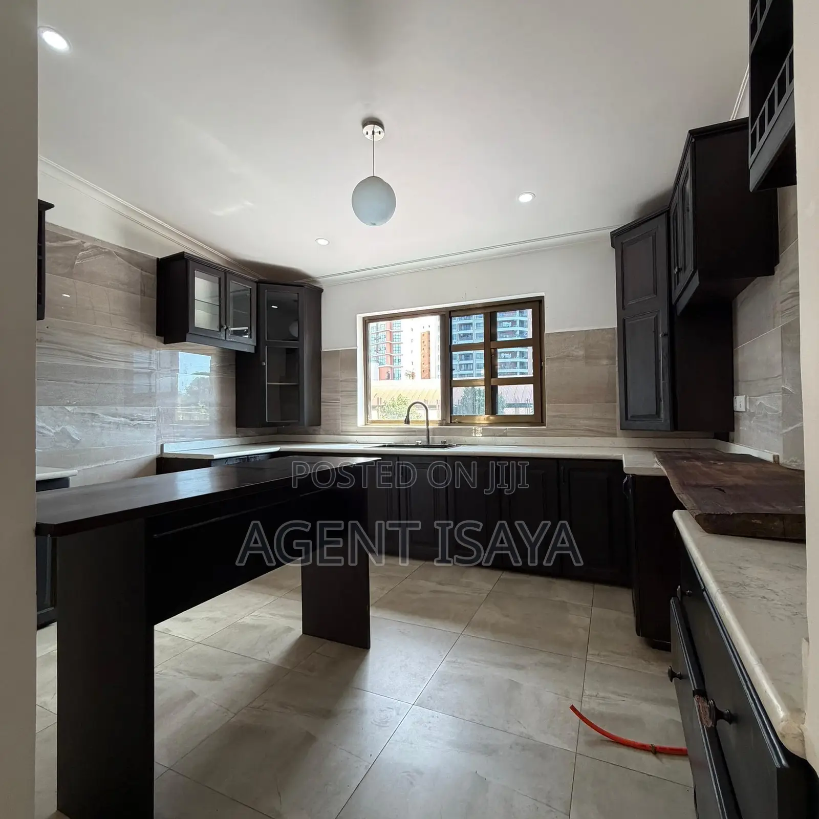 2bdrm Villa in Mikocheni for rent