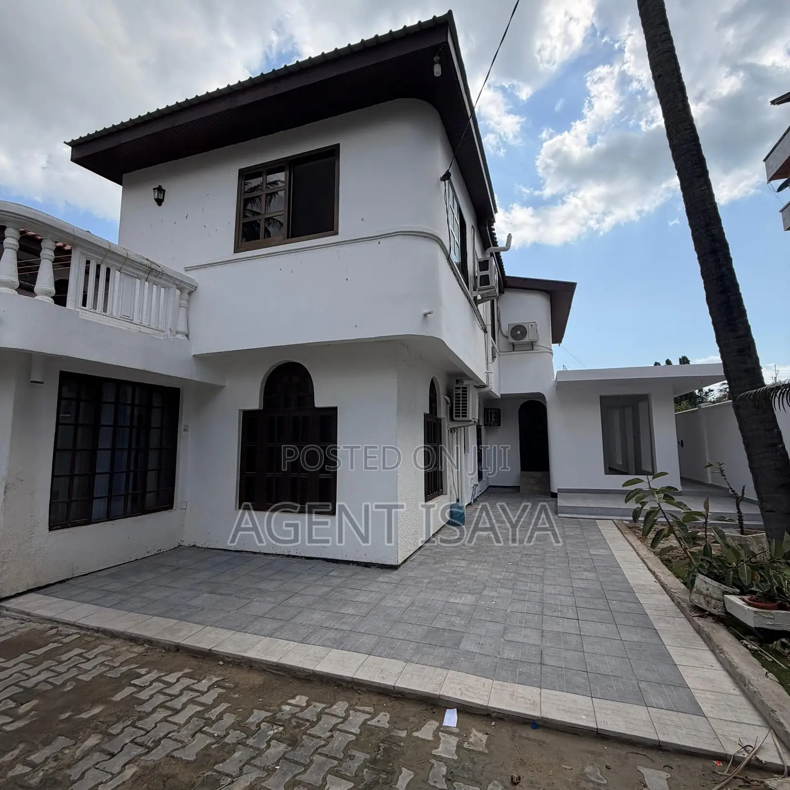 2bdrm Villa in Mikocheni for rent