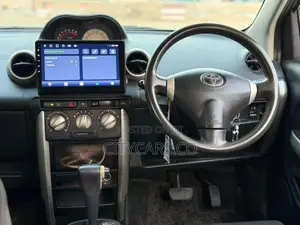 Toyota IST 2004 Silver
