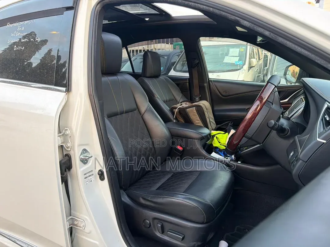Toyota Harrier 2016 White