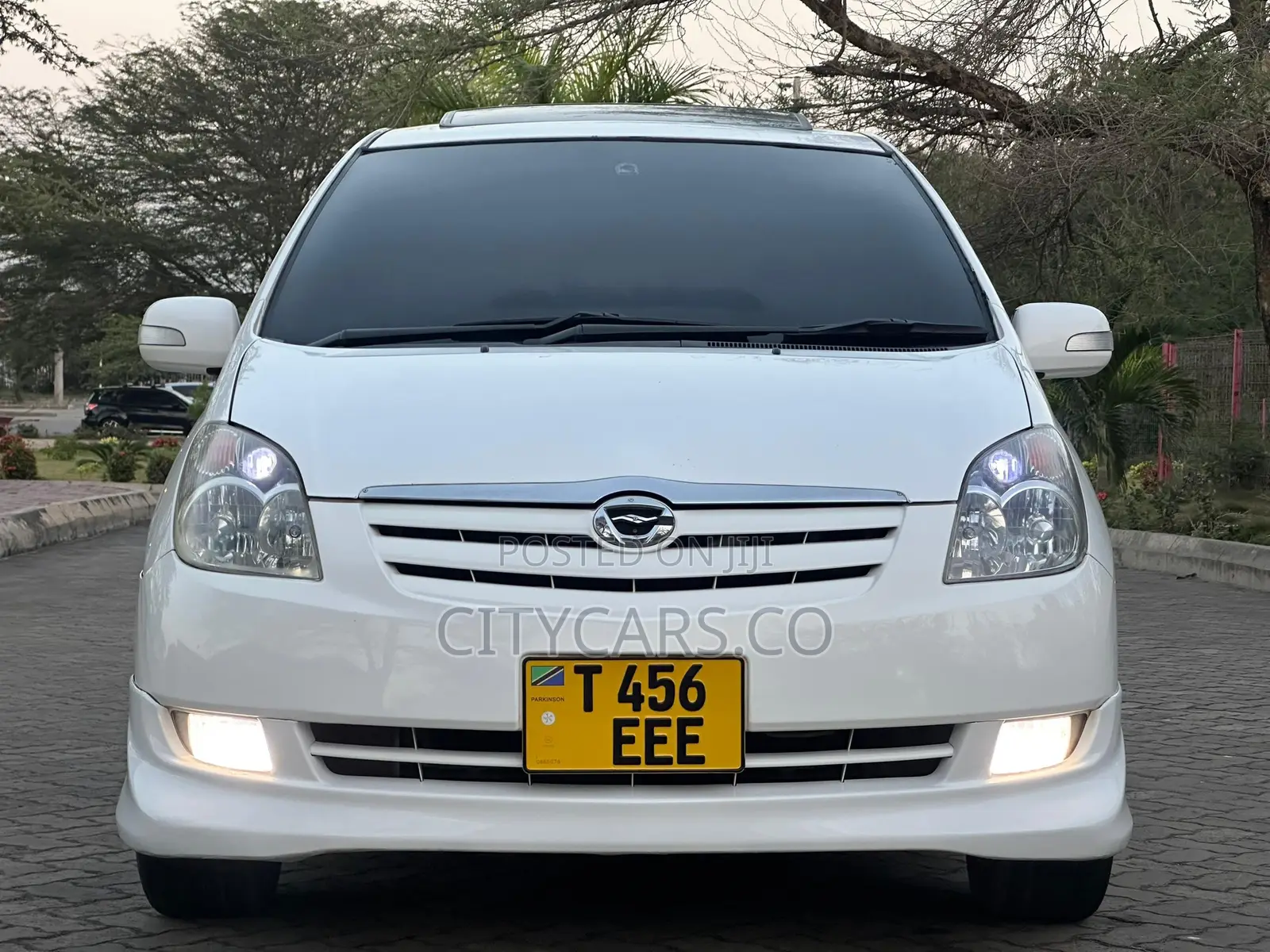 Toyota Corolla Spacio 2004 White