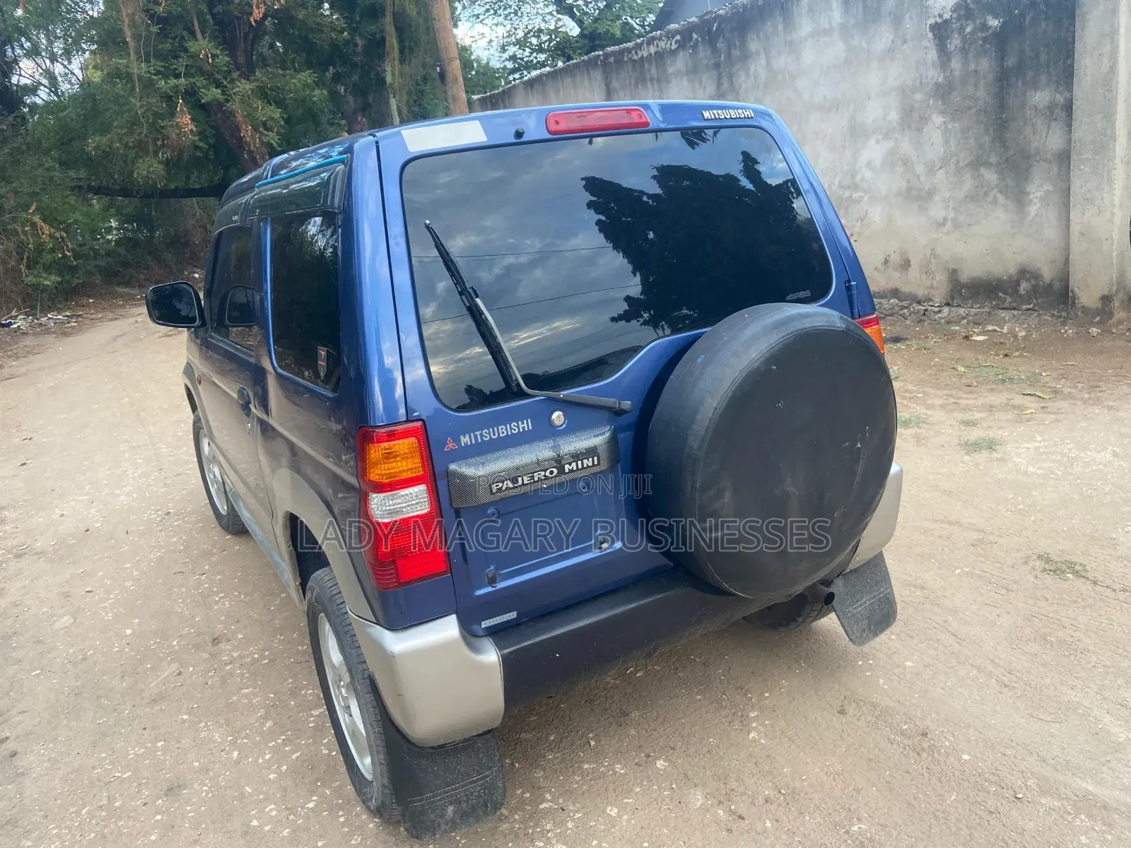 Mitsubishi Pajero Junior 1998 Blue