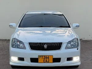 Toyota Crown 2009 White