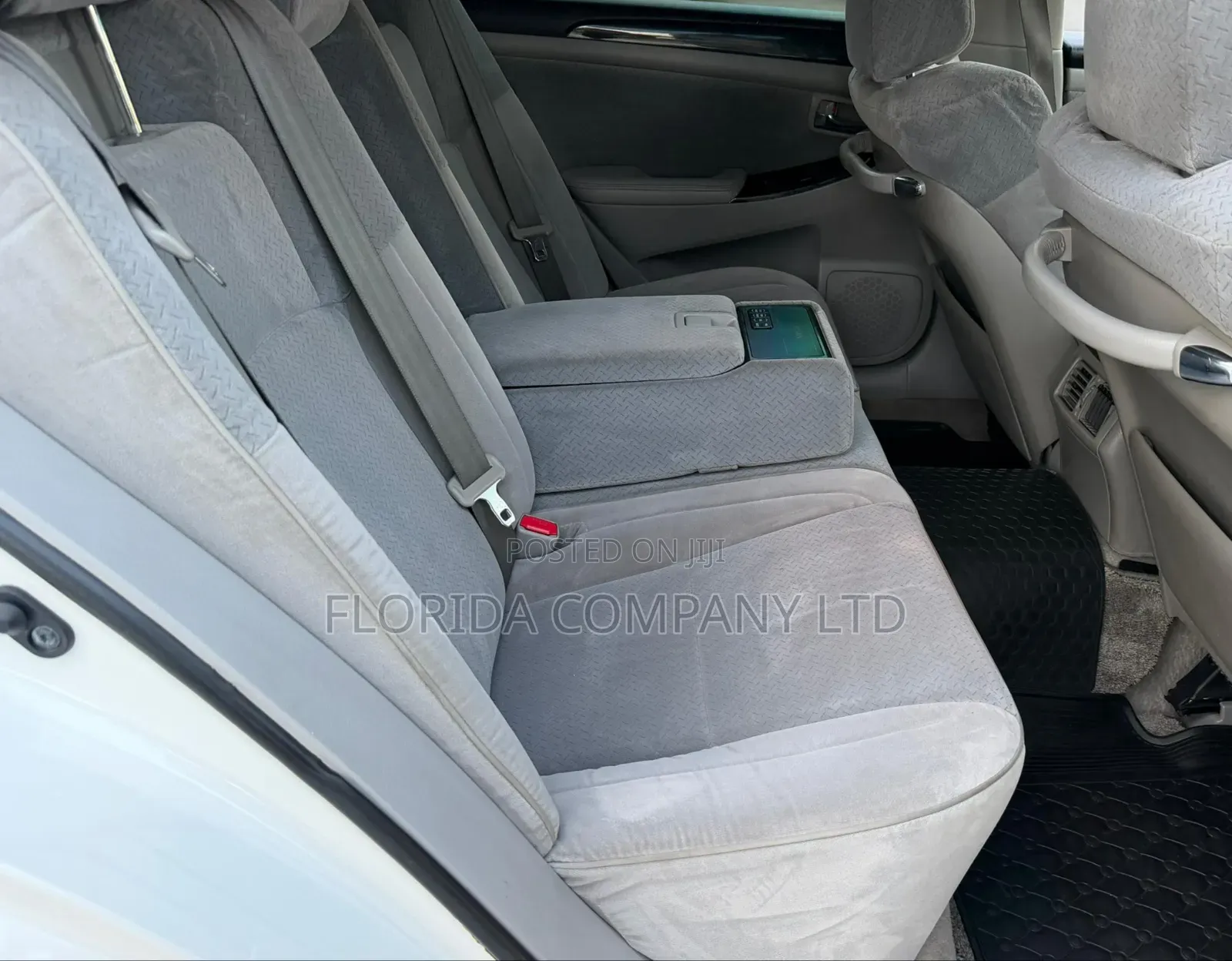 Toyota Crown 2009 White