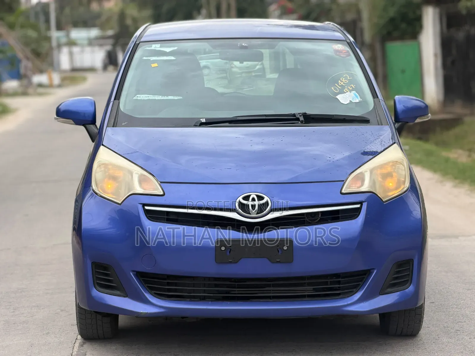 Toyota Ractis 2012 Blue