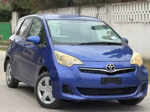 Toyota Ractis 2012 Blue