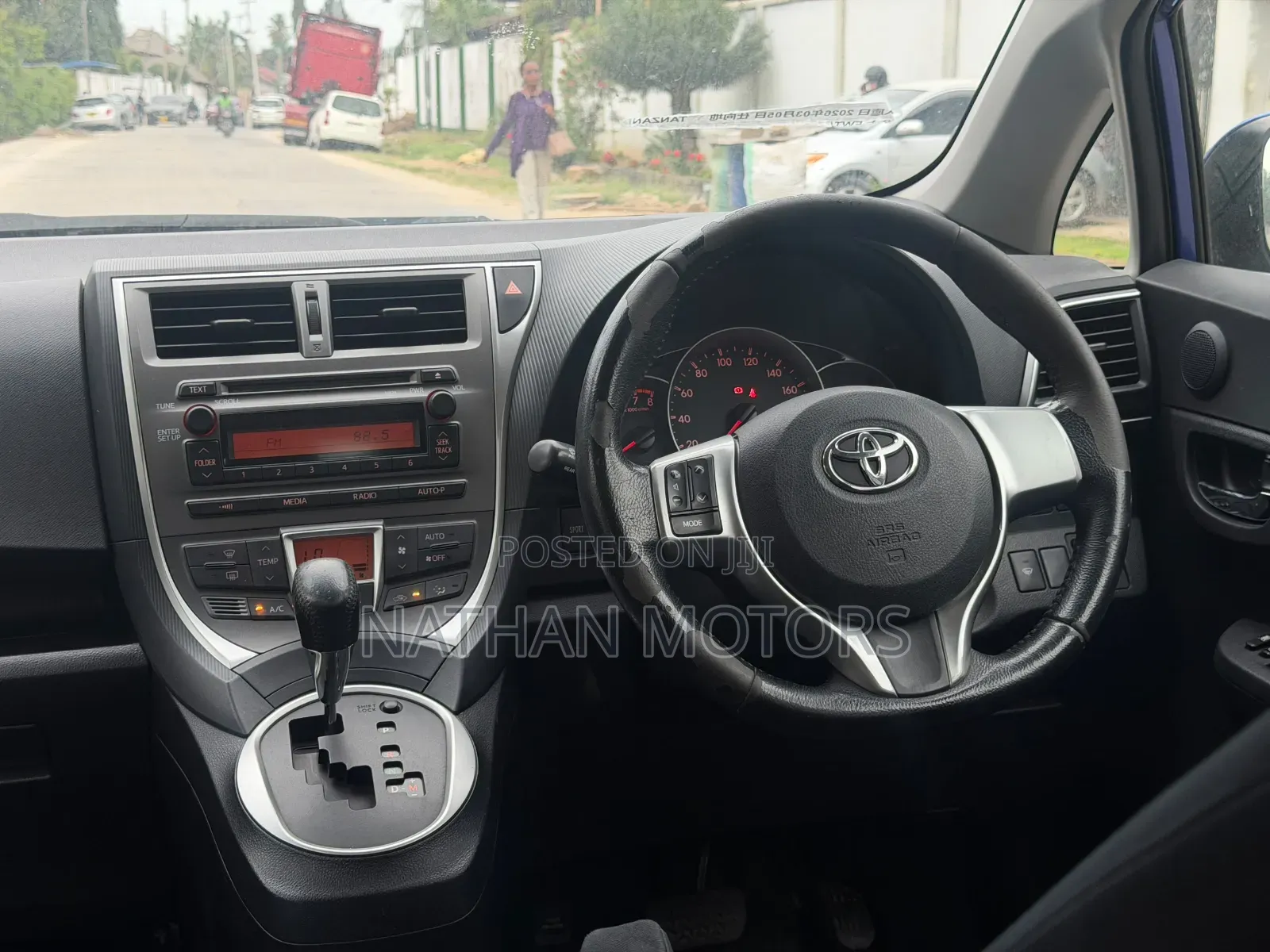 Toyota Ractis 2012 Blue