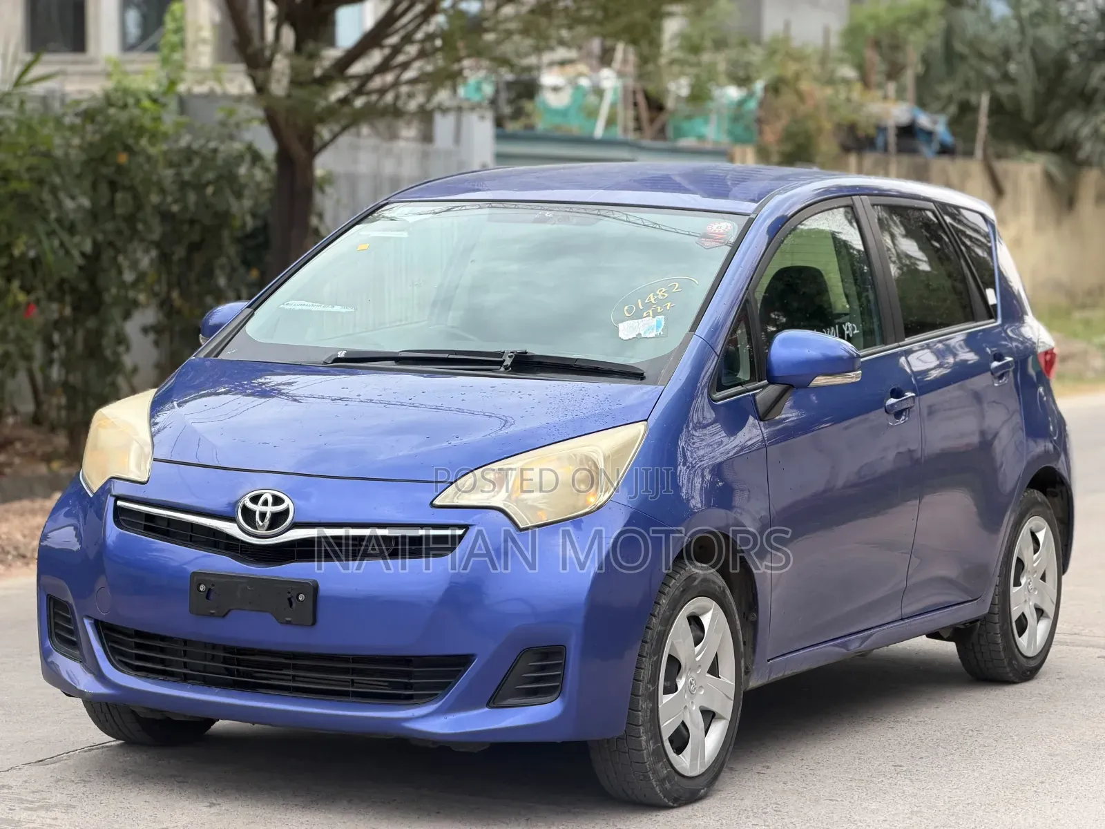 Toyota Ractis 2012 Blue