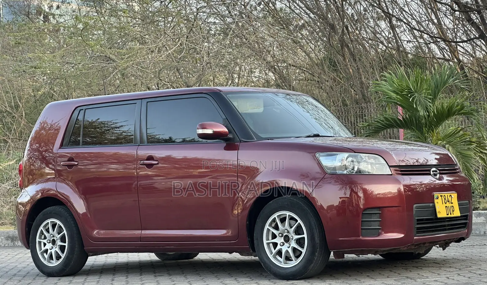 Toyota Corolla Rumion Hatchback 1.5 FWD 2009 Maroon