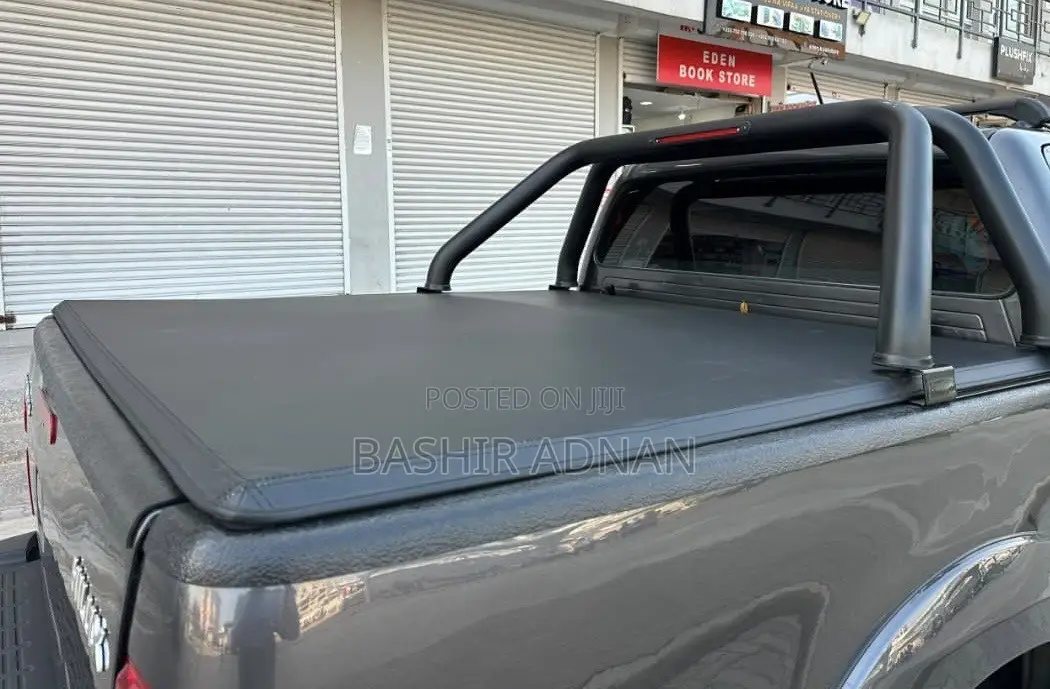 Toyota Hilux WORKMATE 4x4 2015 Gray