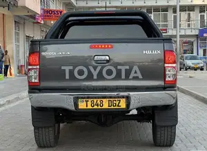Toyota Hilux WORKMATE 4x4 2015 Gray