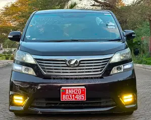 Toyota Vellfire 2010 Maroon