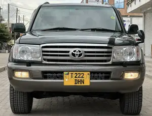 Toyota Land Cruiser 100 VX 4.7 V8 2005 Green