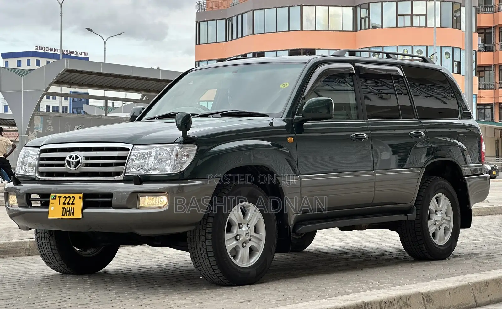 Toyota Land Cruiser 100 VX 4.7 V8 2005 Green